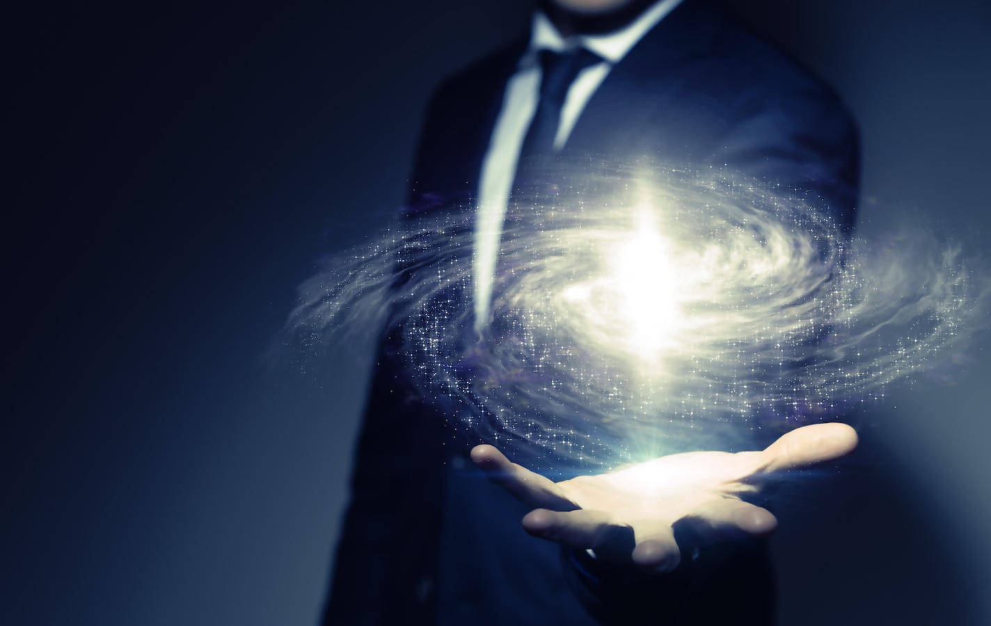 Virtual Deceptions: The Interactive Experience of Wonder